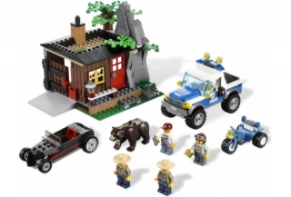 Лего 4438 City Домик-убежище бандитов