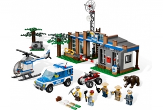 Лего 4440 City Лесной полицейский участок