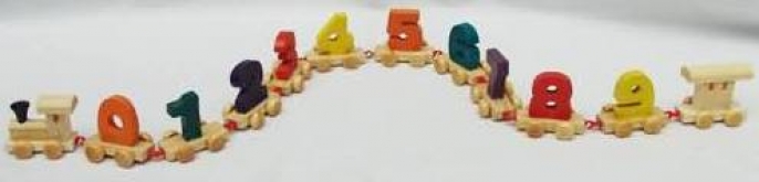 Деревянный поезд с цифрами 6408