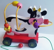 Деревянный лабиринт-Каталка Коровка