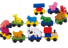 Деревянный паровозик со зверями 6409