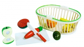 Корзина нарезных фруктов и овощей