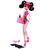 Кукла Дракулаура, Урок плавания